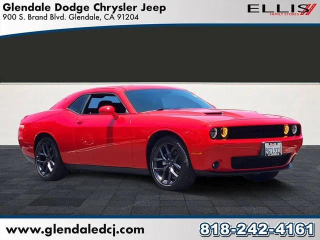 2023 Dodge Challenger SXT RWD photo