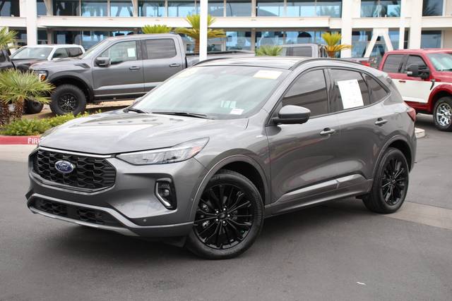 2023 Ford Escape ST-Line Elite AWD photo