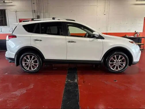 2016 Toyota RAV4 Limited AWD photo