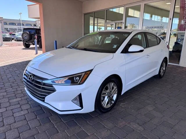 2020 Hyundai Elantra SEL FWD photo