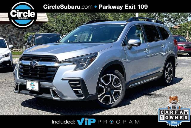 2023 Subaru Ascent Touring AWD photo
