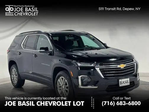 2023 Chevrolet Traverse LT Cloth AWD photo