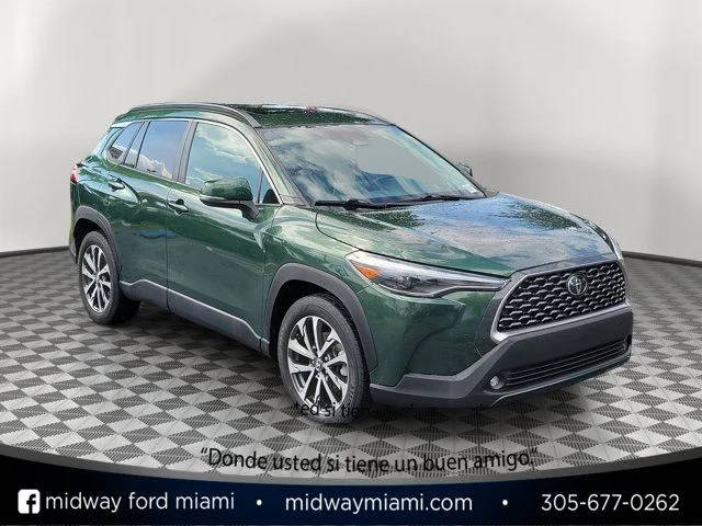 2023 Toyota Corolla Cross XLE FWD photo
