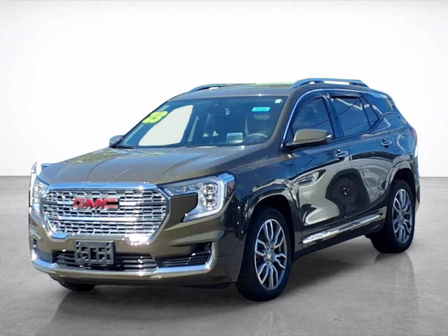 2023 GMC Terrain Denali AWD photo