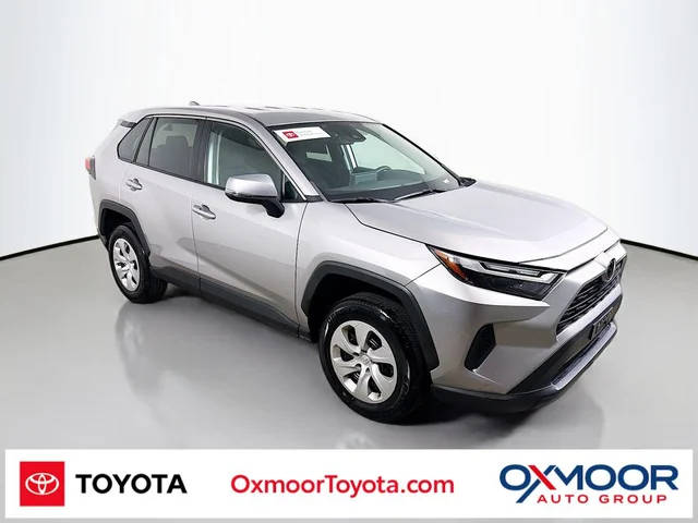 2023 Toyota RAV4 LE AWD photo