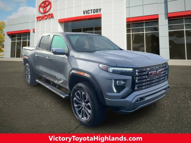 2023 GMC Canyon 4WD Denali 4WD photo