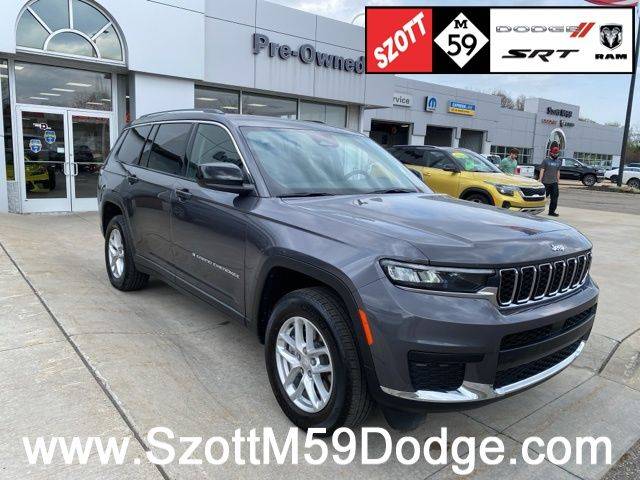 2023 Jeep Grand Cherokee L Laredo 4WD photo