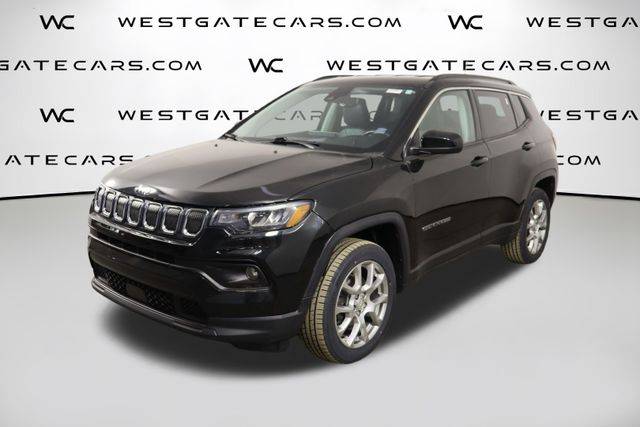 2022 Jeep Compass Latitude Lux 4WD photo