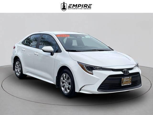 2023 Toyota Corolla LE FWD photo