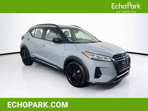 2023 Nissan Kicks SR FWD photo