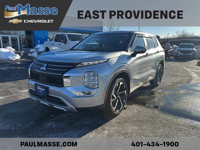 2023 Mitsubishi Outlander SE AWD photo