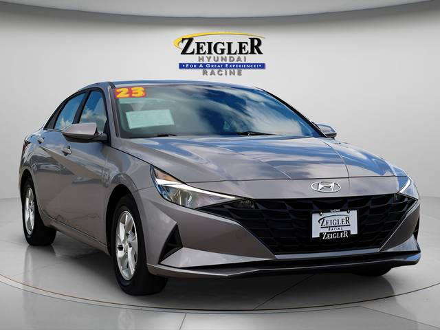 2023 Hyundai Elantra SE FWD photo