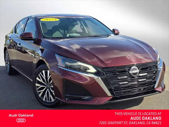 2023 Nissan Altima 2.5 SV FWD photo