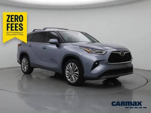 2023 Toyota Highlander Platinum FWD photo
