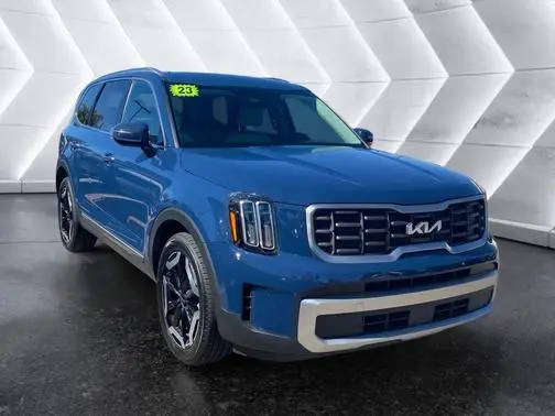 2023 Kia Telluride S FWD photo