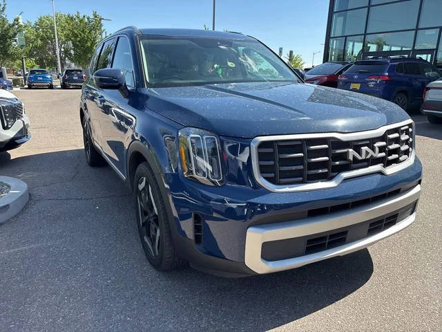 2023 Kia Telluride S FWD photo