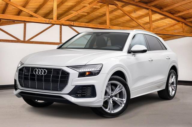 2023 Audi Q8 Premium Plus AWD photo