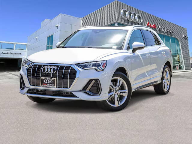 2023 Audi Q3 S line Premium AWD photo