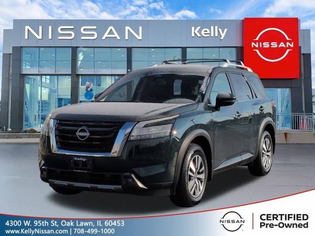 2022 Nissan Pathfinder SL 4WD photo
