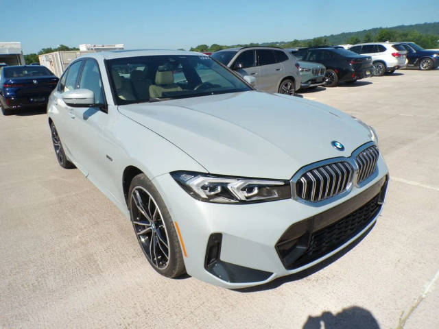 2023 BMW 3 Series 330e xDrive AWD photo