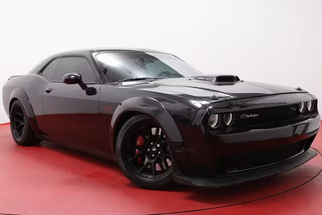 2023 Dodge Challenger R/T Scat Pack Widebody RWD photo