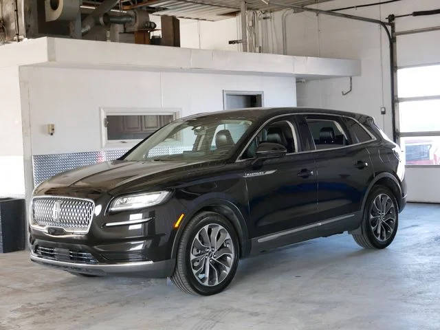 2023 Lincoln Nautilus Reserve AWD photo