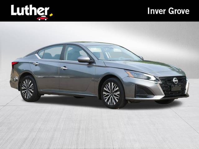 2023 Nissan Altima 2.5 SV AWD photo