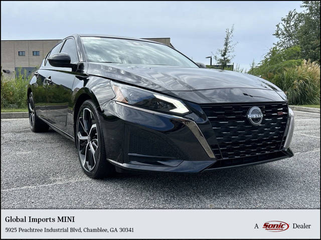 2023 Nissan Altima 2.5 SR FWD photo