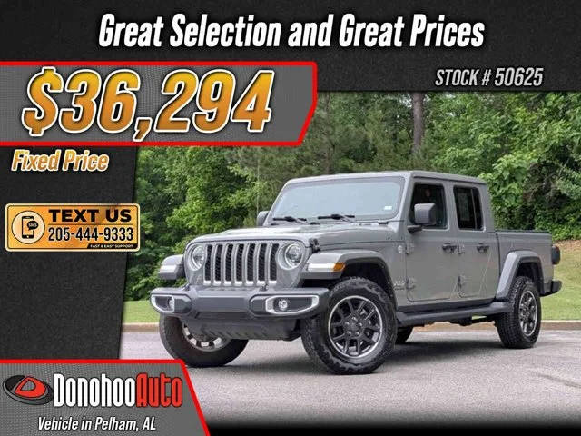 2023 Jeep Gladiator Overland 4WD photo