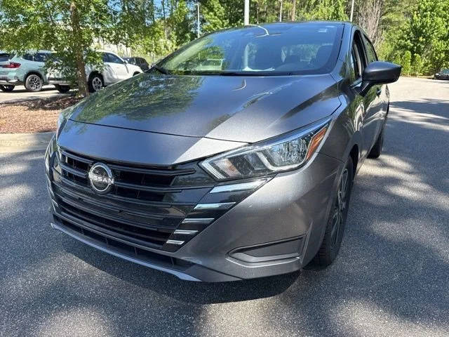 2023 Nissan Versa SV FWD photo