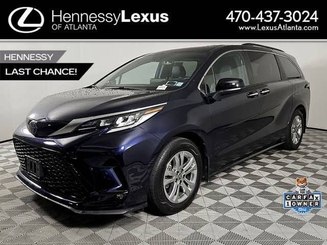 2023 Toyota Sienna XSE AWD photo