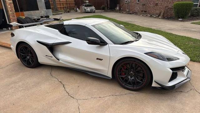 2023 Chevrolet Corvette Z06 3LZ RWD photo
