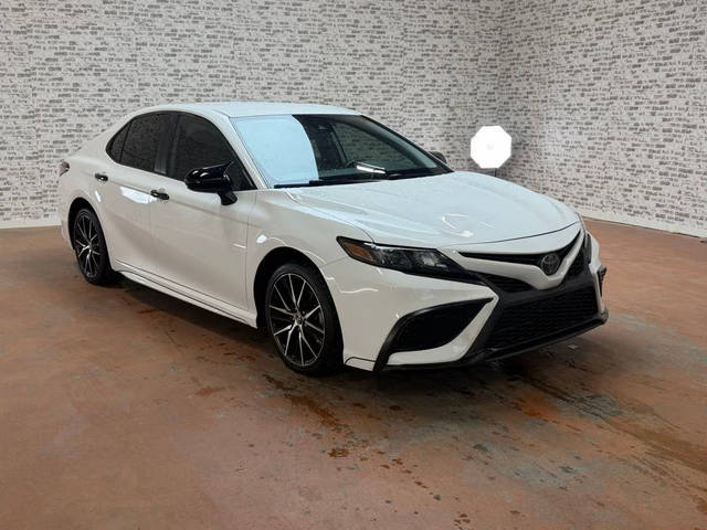 2023 Toyota Camry SE FWD photo