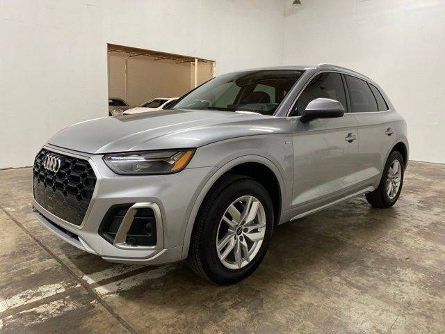 2023 Audi Q5 S line Premium AWD photo