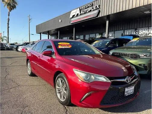 2015 Toyota Camry SE FWD photo