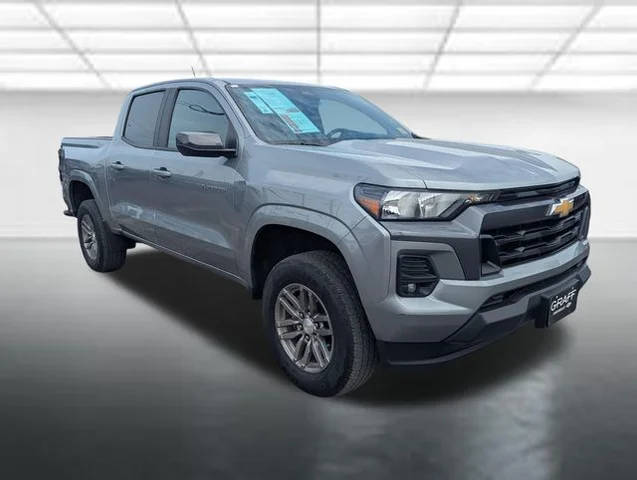 2023 Chevrolet Colorado 2WD LT RWD photo