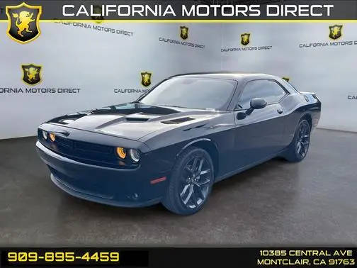 2023 Dodge Challenger SXT RWD photo