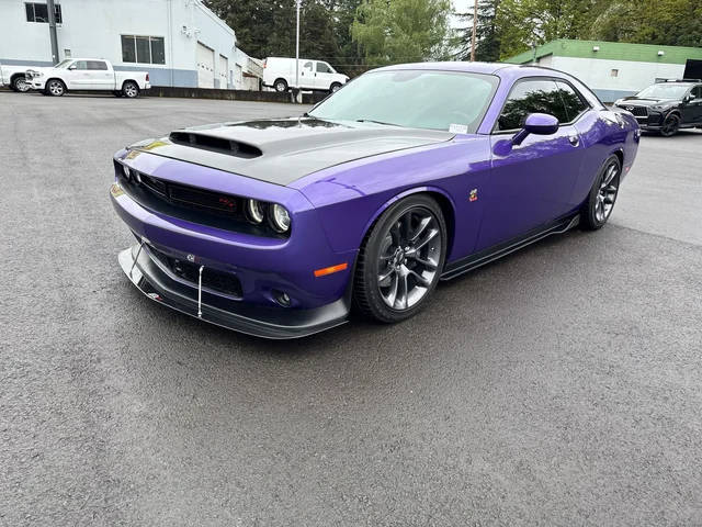 2023 Dodge Challenger R/T Scat Pack RWD photo