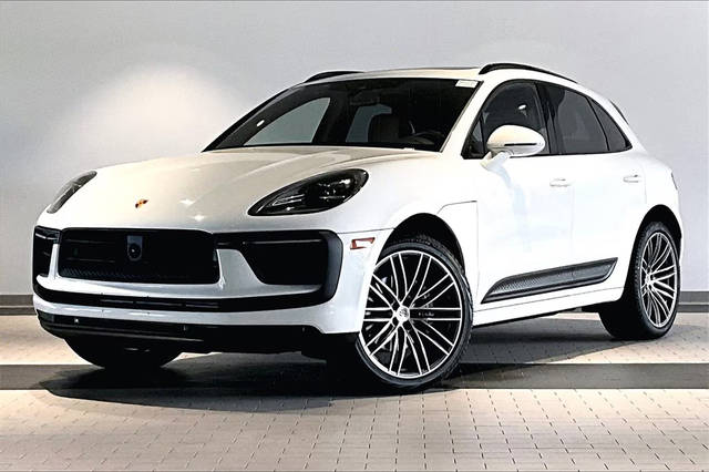 2023 Porsche Macan T AWD photo