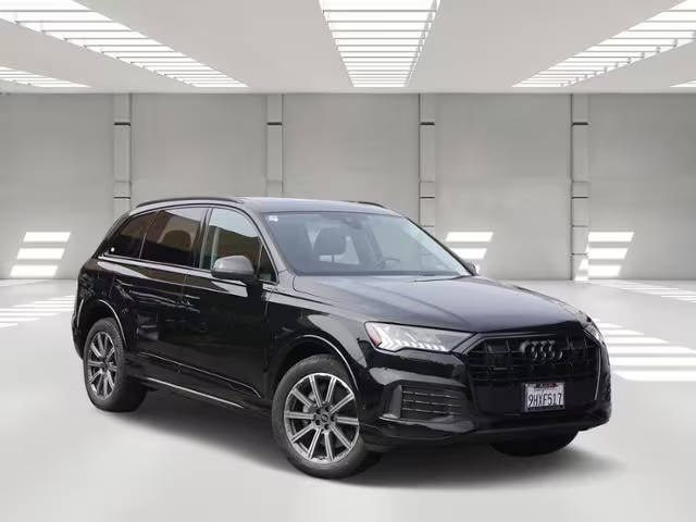 2023 Audi Q7 Premium Plus AWD photo