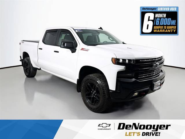 2022 Chevrolet Silverado 1500 LT Trail Boss 4WD photo