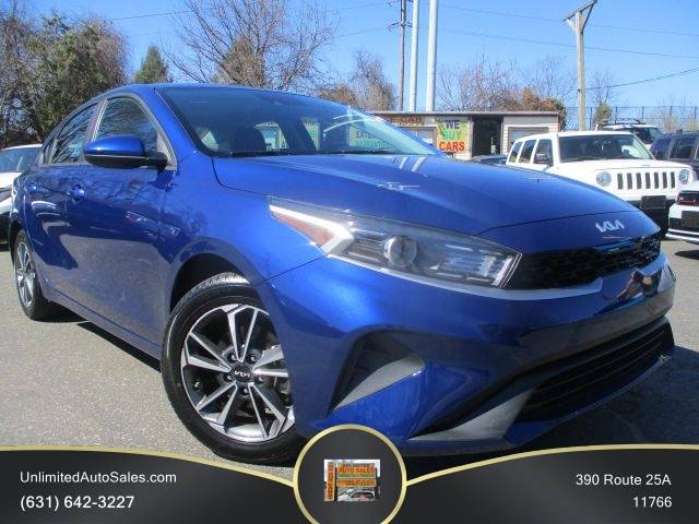 2023 Kia Forte LXS FWD photo