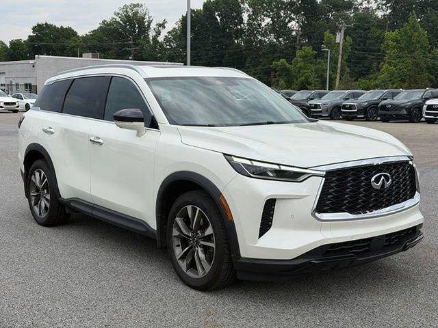2023 Infiniti QX60 LUXE AWD photo