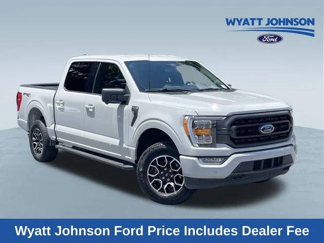 2023 Ford F-150 XLT 4WD photo