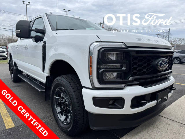 2023 Ford F-250 Super Duty XLT 4WD photo