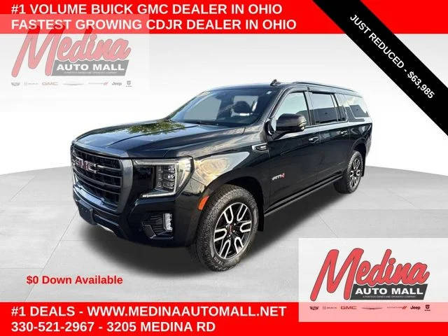 2023 GMC Yukon XL AT4 4WD photo