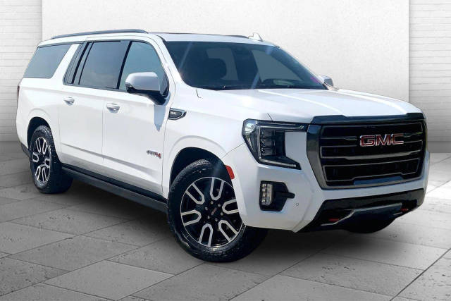 2023 GMC Yukon XL AT4 4WD photo