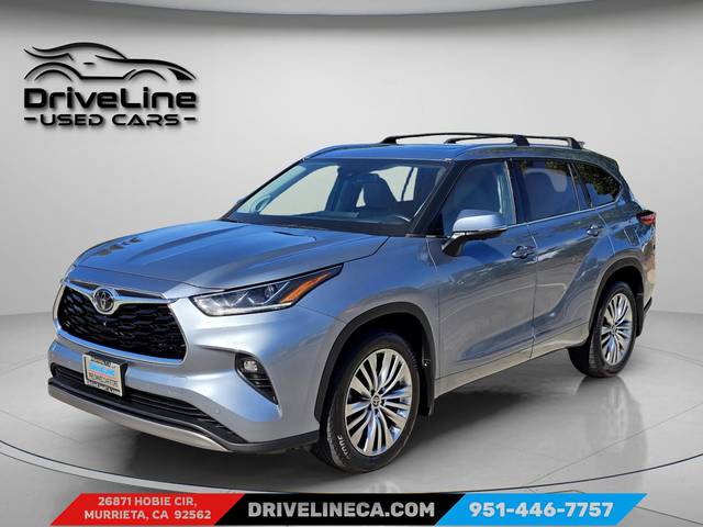 2023 Toyota Highlander Platinum FWD photo