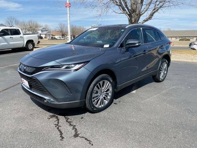 2023 Toyota Venza XLE AWD photo
