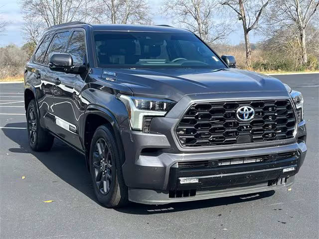 2023 Toyota Sequoia SR5 4WD photo